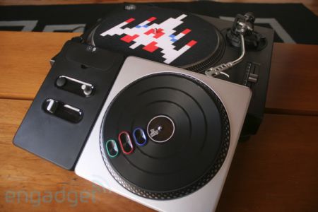 DJ Heroine controller goes rogue, at present at individually