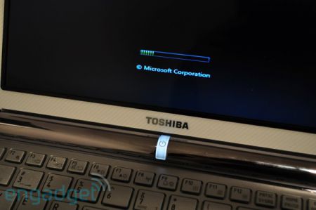 Toshiba Mini NB305 examination