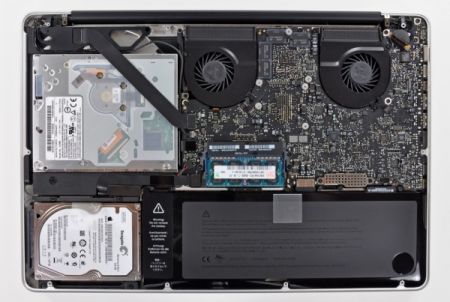 15-inch Core i5 MacBook Pro ripped apart: no alarms as well as no surprises