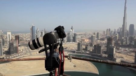 GigaPan Epic Pro helps emanate 44,880 megapixel scenery of Dubai skyline, worlds largest digital print