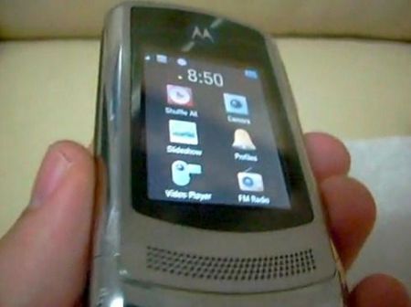 Motorola RAZR3 comes behind from a passed for the really special hands-on video
