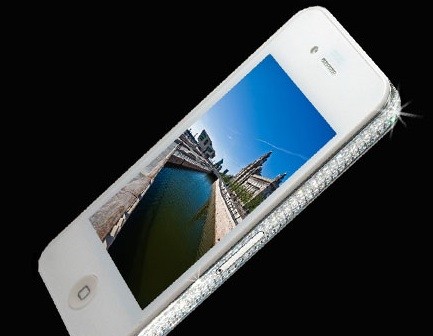 iPhone 4 Diamond Edition: white, unbarred, as well as $20k