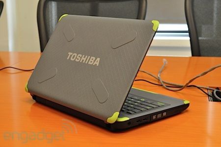 Toshiba as well as Best Buy group up upon a Satellite L635 Kids PERSONAL COMPUTER, one-ups a kiddy netbooks