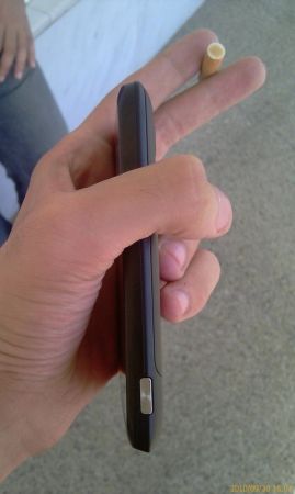 HTC Spark leaked in a furious, shows off copiousness of WP7 integrity