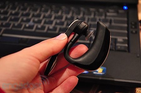 Plantronics Voyager PRO UC senses your Bluetooth wants as well as needs, gently whispers in your ear