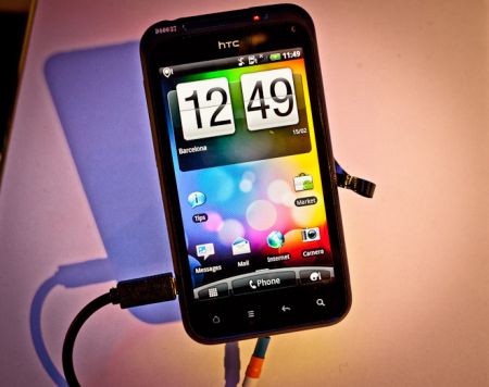 Hands-On With HTC Incredible S